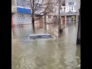 Новая эвакуация людей из затопленных районов Орска | События ТВЦ
