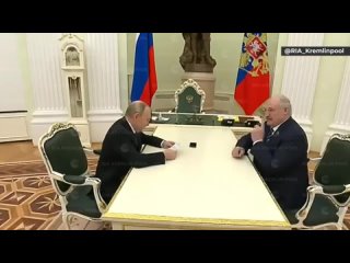 Путин позвонил в чум