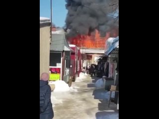 Крупный пожар на 1, 5 тыс квадратов охватил торговый центр Мост в Пензенской области