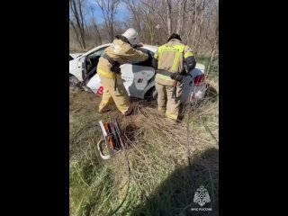 Легковушка слетела в кювет в Джанкойском районе