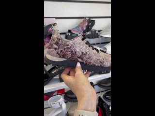 Видео от Женская одежда и обувь из Турции