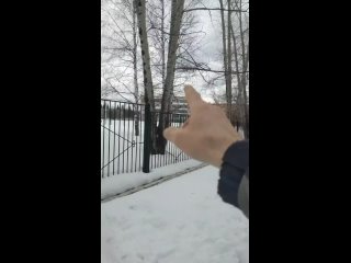 Видео от г. в продолжение поездке по городу, но уже пешим ходом по дворам.