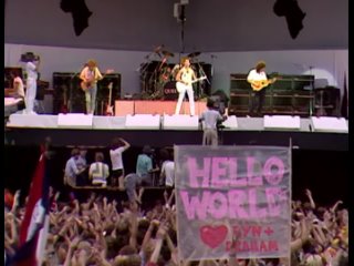 Queen - Crazy Little Thing Called Love (Live Aid 1985)