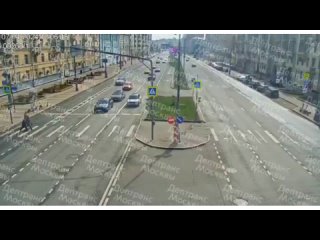 см1 Столкновение нескольких автомобилей в центре Москвы - подробности происшествия