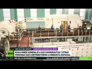 Cosmonautas rusos expresan sus felicitaciones por el Da de la Cosmonutica