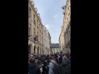 Paris : 'Sciences PO' bloqu par les tudiants pro-Palestine