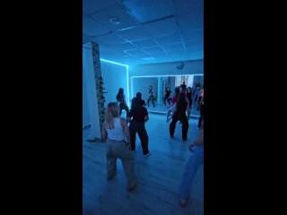 Бачата соло 💃
Видео от TROPICANO студия танцев в Великих Луках