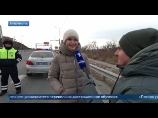 Во Владивостоке из-за урагана частично закрыт вантовый мост на остров Русский