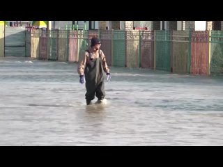 🌊🌊В Казахстане из-за наводнения эвакуировали почти сто тысяч человек
