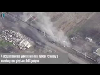 🇷🇺🇺🇦  ️ El ucraniano golpeó con HIMARS una camioneta utilizada para lanzar drones en dirección a Jersón, pero los operadores de