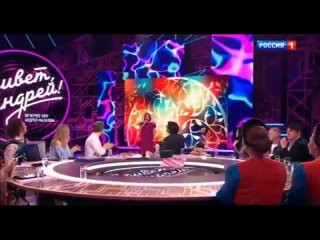 Певица из Красноярска MIROLYBOVA спела на программе «Привет, Андрей!»