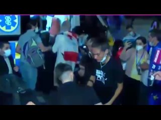Kamera! Action! Schnitt!. Ein georgischer oppositioneller Fernsehsender strahlte die Behandlung eines gesunden Demonstranten