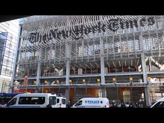 Пропалестинские активисты провели акцию протеста перед зданием газеты The New York Times