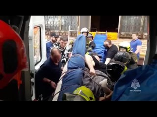 Московским медикам пришлось обратиться к спасателям, чтобы эвакуировать пациента весом 300 кг в больницу
