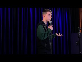 StandUP / Арсен Акопян - про подкаты к девушкам