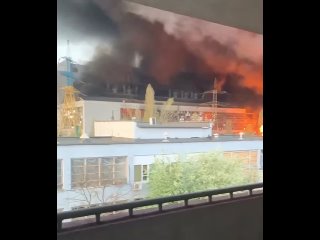 🔥🔥 Новые кадры пожара на Трипольской ТЭС, поражённой сегодня утром ракетами