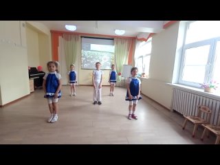 Танцевальный ансамбль «Акварельки» группа № 14 МАДОУ «Детский сад № 75»  г.Череповец