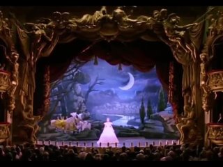 The Phantom Of The Opera _Think Of Me,  Эмми Россам на премьере картины Призрак Оперы, 2004 год