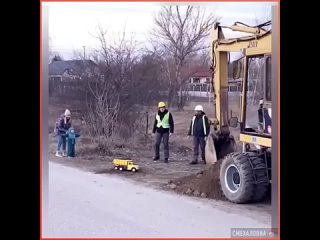 Эти незабываемые эмоции останутся у ребёнка на всю жизнь! Такое не забывается !!!