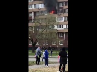 В Москве ребёнок случайно полностью спалил квартиру соседей снизу.