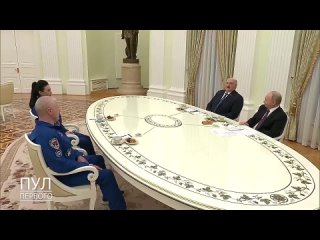 За что Лукашенко поблагодарил Путина в День космонавтики