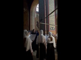 Видео от Молодёжный хор Свято-Троицкого храма