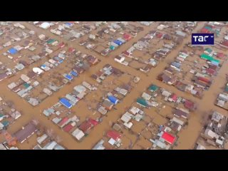 Ещё один прорыв дамбы в Орске вблизи поселка Лесоторговый: более 10 тысяч домов оказались подтоплены