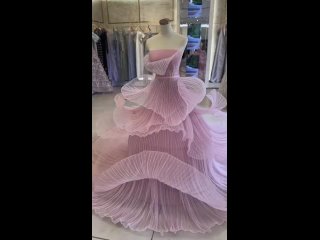 I'm in LOVE with this dress by Sophie Couture
