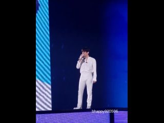 [FANCAM] 240420 Baekhyun - Bungee @ “Lonsdaleite“ Asia Tour in Chiba D1