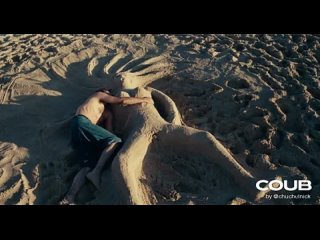Joaquin Phoenix on Beach | Хоакин Феникс на пляже