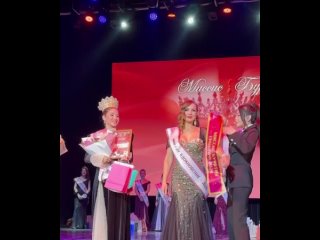 Престижный конкурс красоты и талантов для замужних женщин прошёл в Улан-Удэ