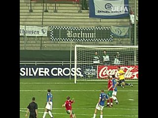 Александр Глеб забивает Италии в составе молодежной сборной (2004)