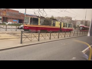 Ситуация с трамвайными пробками на севере Петербурга лучше не стала. Очереди из трамваев все еще наблюдаются на пересечении прос