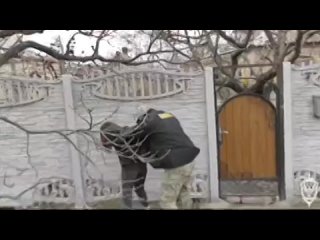 Сотрудниками ФСБ России в Запорожье задержана местная жительница, которая по приказу украинских спецслужб готовила теракт