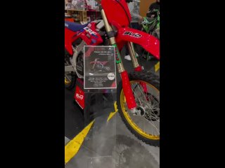 Honda CR500 CRF450 🟰   Pépite du salon de la moto @salondu2roueslyon