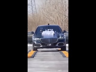 Амортизация китайского Nio ET9 против Maybach.