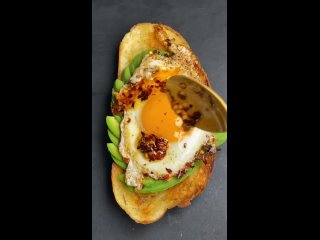 Подборка красивых бутербродов для эстетичного вкусного завтрака с авокадо