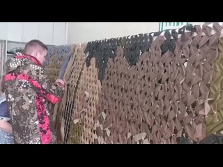 Благотворительный фонд «Тамбовгражданпроект» организовал акцию по плетению маскировочных сетей для фронта
