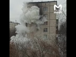 Запущенный после зимней консервации самокат взорвался в квартире на севере Москвы. По информации Mash, он сдетонировал через нес