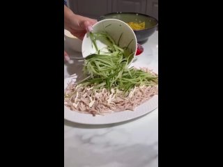 Праздничныи салат Муравейник