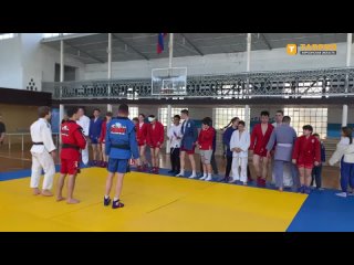 Чемпионы мира и Европы провели открытую тренировку для детей Херсонской области