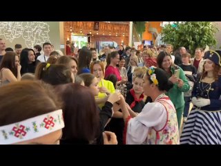 Выставка Россия  танцевальный флешмоб