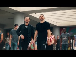 Open Up no matter the beat - Dimitri Vegas & Like Mike together with Coca Cola