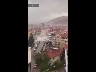 Минарет мечети Бадемлик в турецком городе Чанкыры упал из-за ветра
