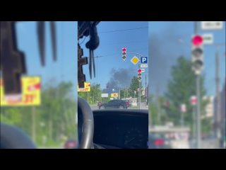 Мощный пожар начался на предприятии в Харькове после прилёта