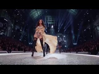 The Weeknd - Starboy (Live From The Victoria's Secret Fashion Show 2016 in Paris)