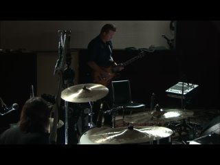 Mantra - Dave Grohl, Josh Homme, Trent Reznor   2013