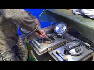 Специалисты МТО Южной группировки войск обеспечивают военнослужащих горячим питанием в полевых условиях