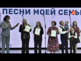 Вокальный дуэт из Выборга победил на Всероссийском конкурсе хоровых и вокальных коллективов