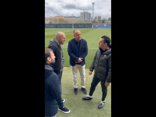 Между Хави и главным тренером Сумгайыта Самиром Абасовым, проходящим практику в лагере Барселоны состоялся интересный диалог.